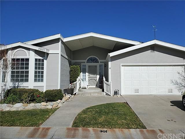 1st image of 20065 Canyon View Dr