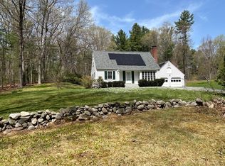35 Lakeshore Rd, Boxford, MA 01921