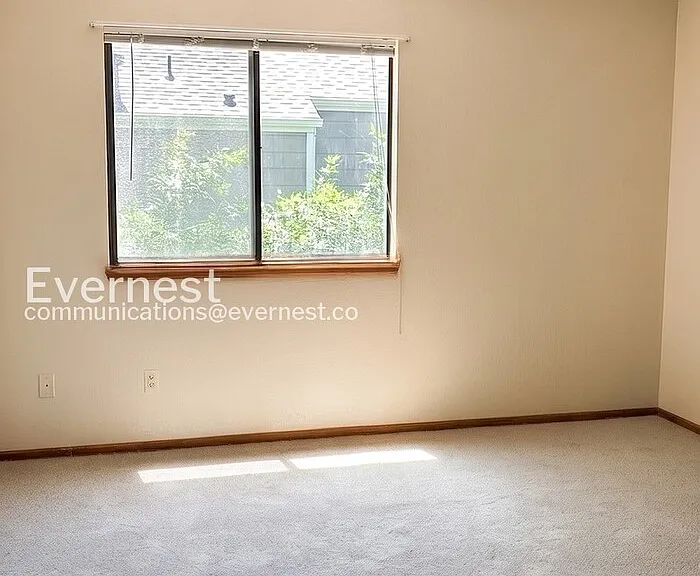 4121 Amber St — Photo 13