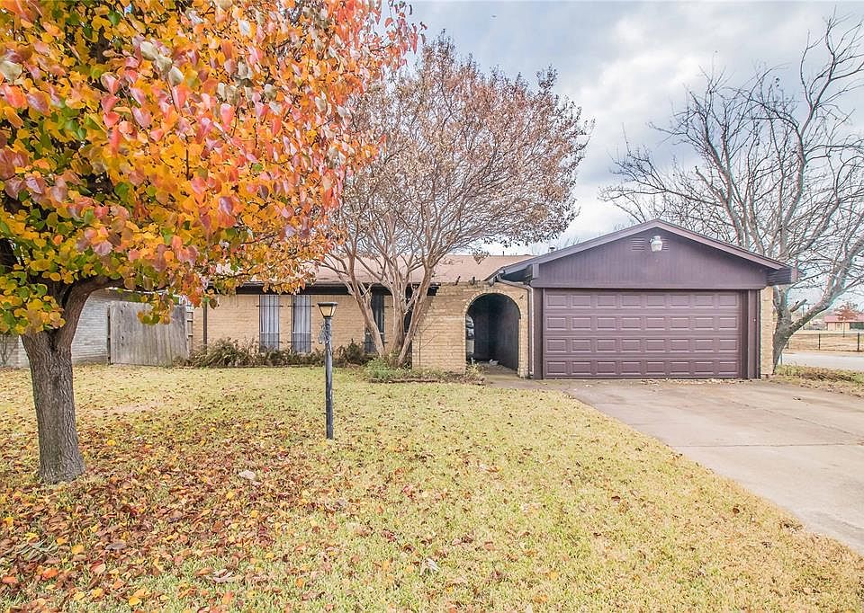 1st image of 341 Beatty Dr