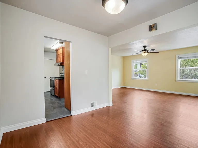 11811 SE Boise St — Photo 4