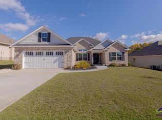 302 Creek Ridge Dr, Warner Robins, GA 31088
