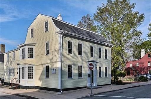 2nd image of 29 Temple St