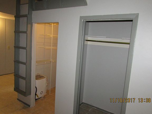 4th image of 508 NW 36th Dr