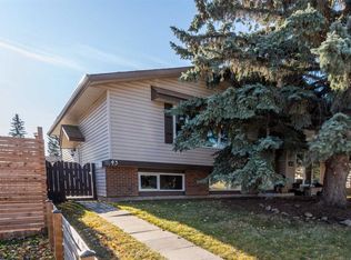 43 E Midridge Gdns SE, Calgary, AB T2X1C4