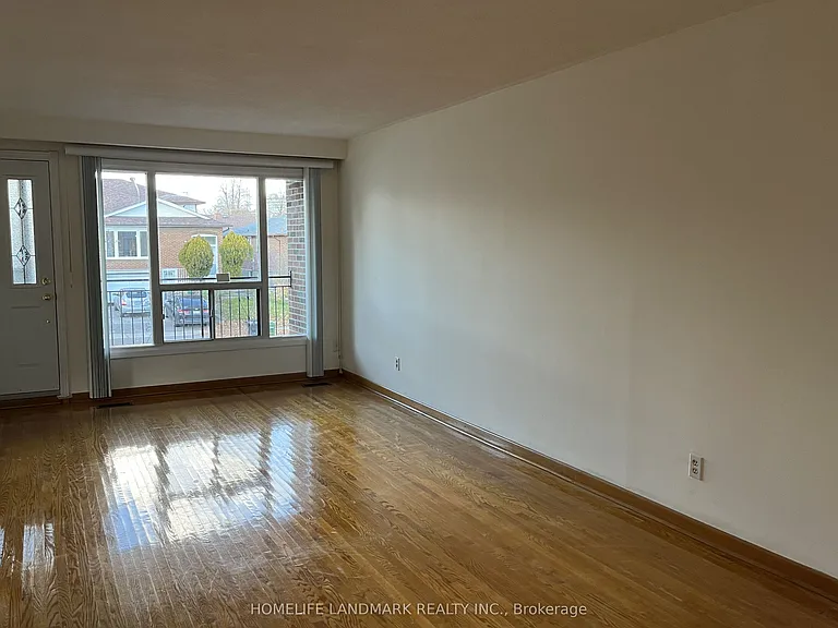 31 Pawnee Ave #UPPER — Photo 4
