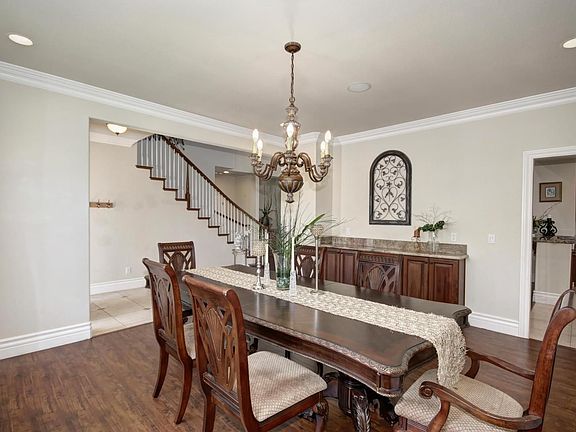 5th image of 825 Sierra Oaks Vista Ln