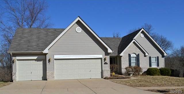 1st image of 3027 Cambridge Pointe Dr