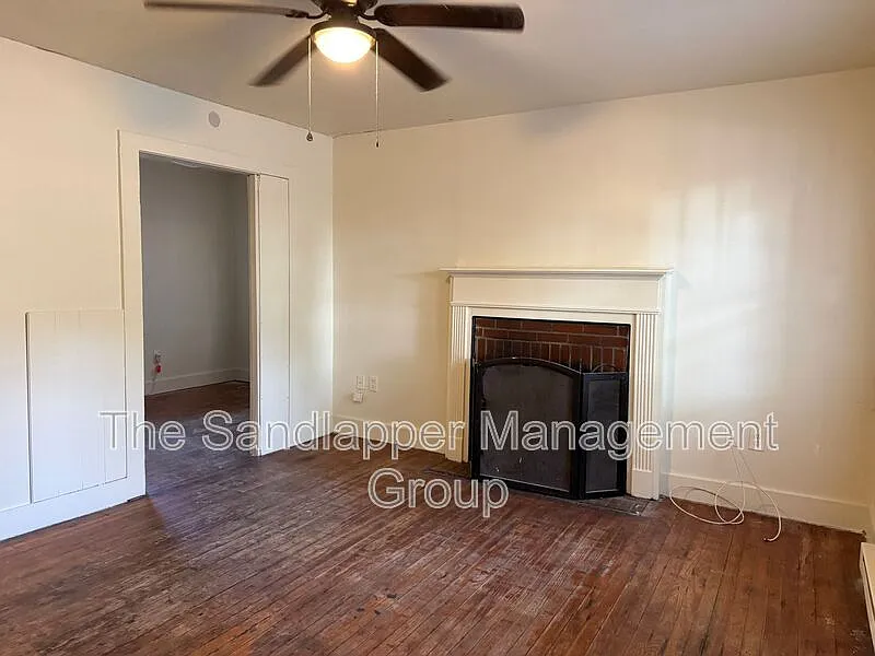 3427 Navajo St