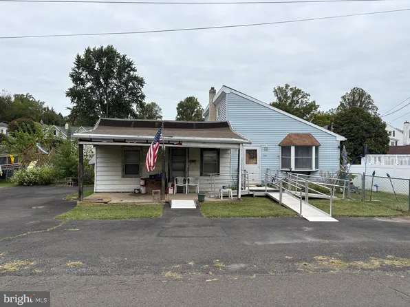 1244 Neshaminy Ave, Oakford, PA 19053