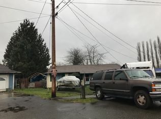 305 Leber Ct NW, Orting, WA 98360