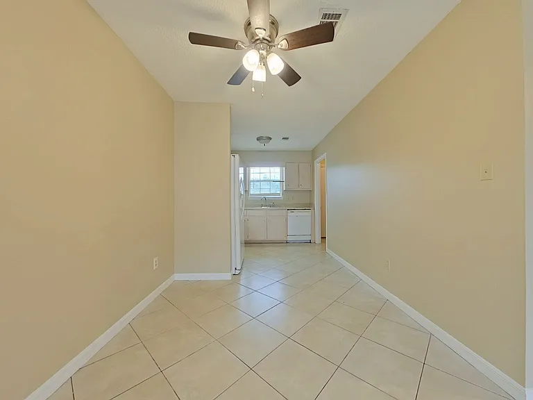 4-web-or-mls-3 Dining Area-5_05122026