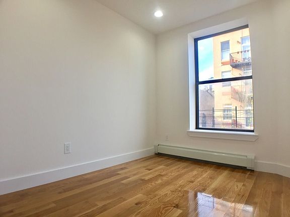 5th image of 2041 7th Ave APT 4C