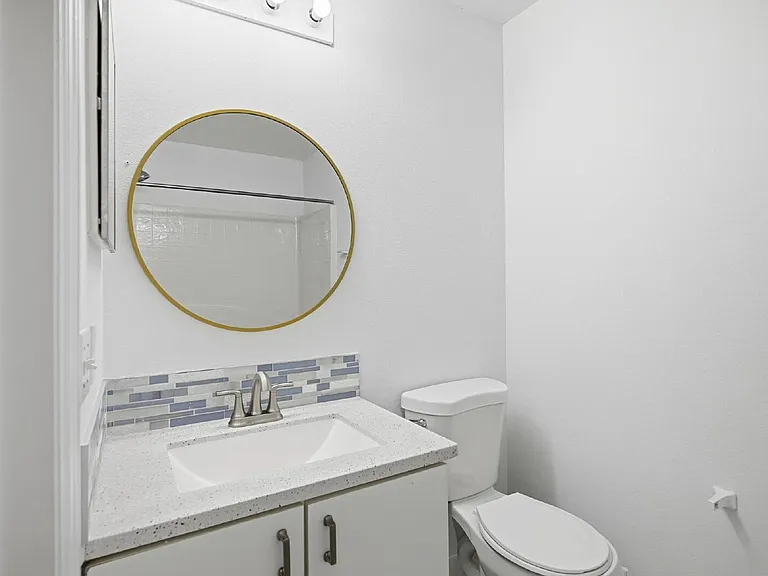 38 Bud Field Dr — Photo 27