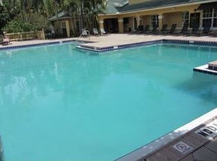 4617 S University Dr, Davie, FL 33328