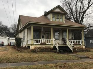 433 W McCord St, Neosho, MO 64850