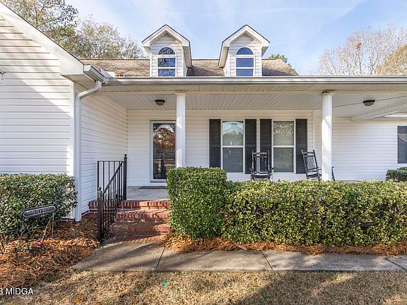 5th image of 105 Windwood Dr