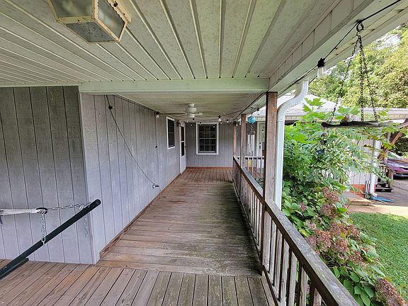 2nd image of 1304 Gracewood Dr