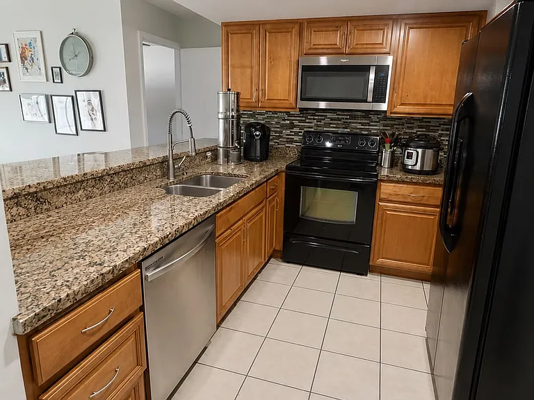 8745 SW 154th Circle Pl #6H — Photo 19