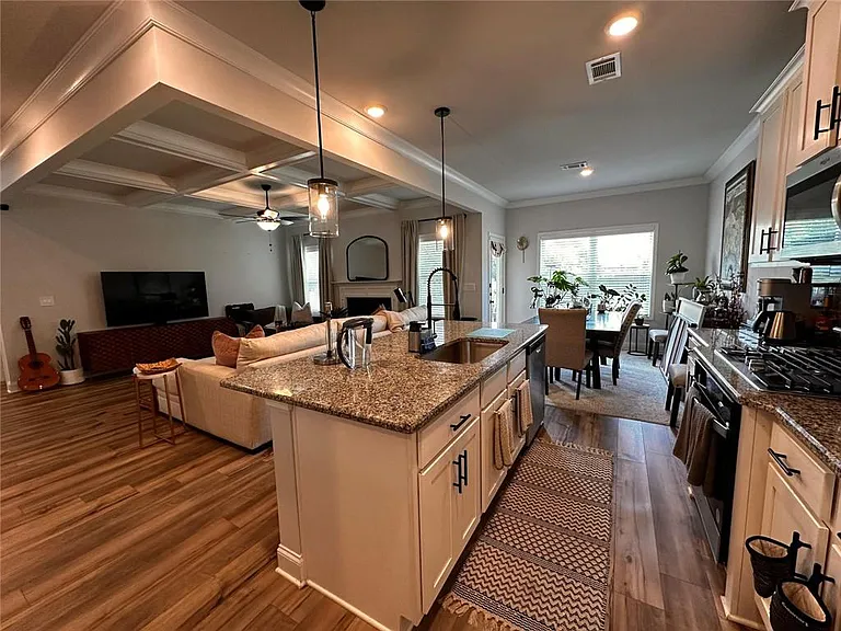 325 Sterling Creek Way — Photo 7