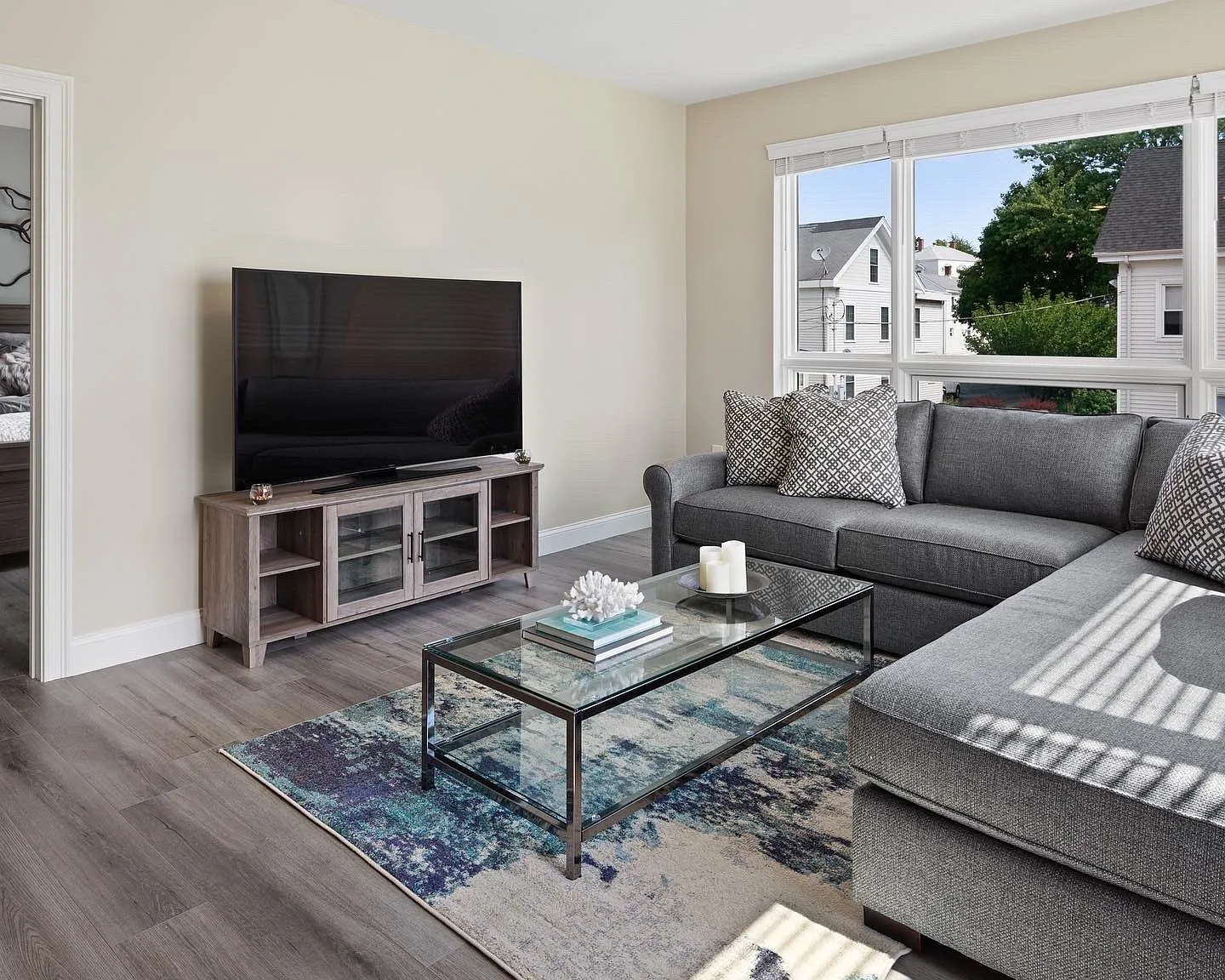 1 bed, 1.0 bath, 686 sqft, $2,400 — Photo 4