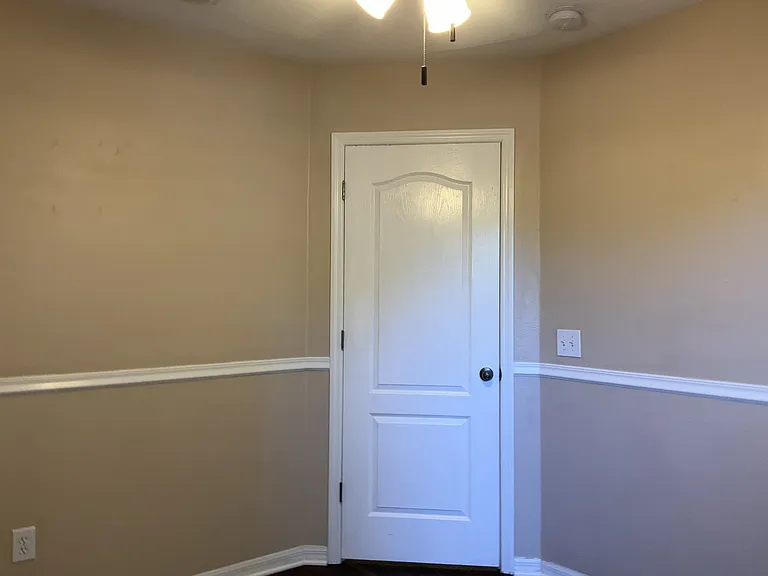7415 Oxford Garden Cir — Photo 18
