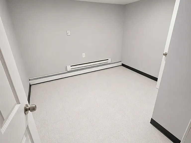 168 Woodlawn Ave #1 — Photo 12