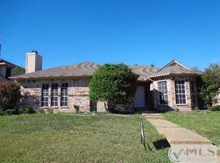 7117 Alissa Dr, Rowlett, TX 75089