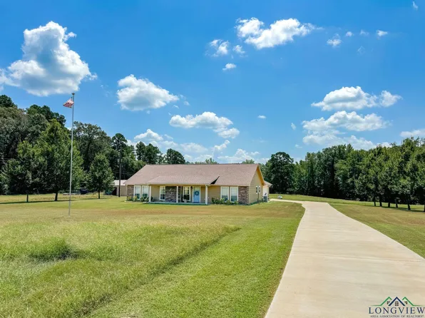 24 County Road 1913, Linden, TX 75563