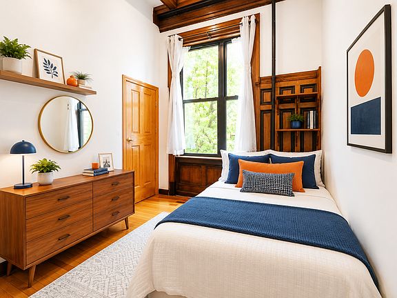4th image of 638 W End Ave APT 2B
