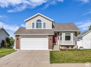 2574 W 3950 S, Roy, UT 84067