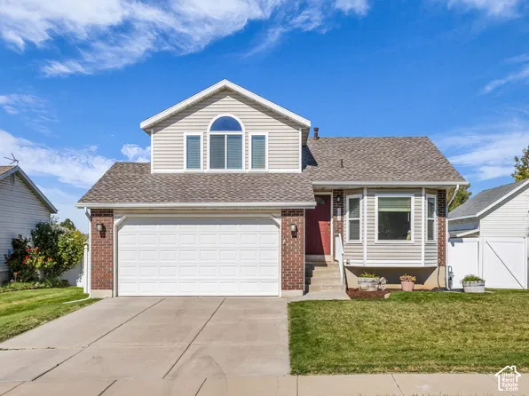 2574 W 3950 S, Roy, UT 84067