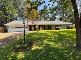 1404 Kimwood Dr, Jackson, MS 39211