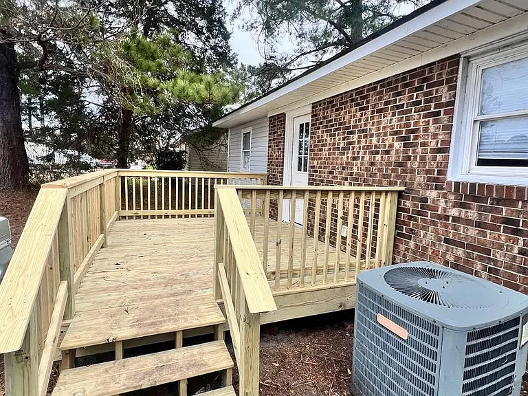 1329 Hunters Rd — Photo 13
