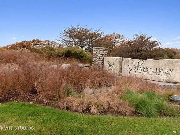 4th image of 1249 Redtail Cir