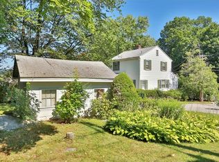 90 Kensico Rd, Thornwood, NY 10594