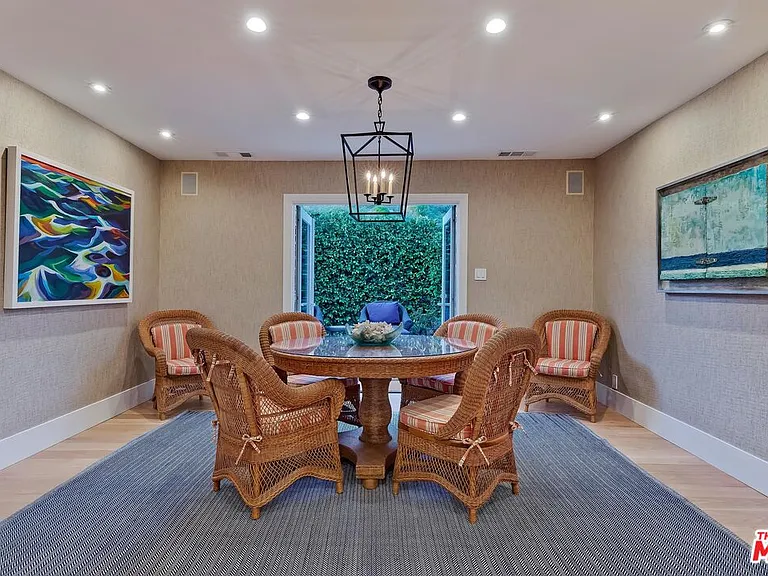 25129 Malibu Rd — Photo 14