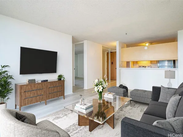 98-500 Koauka Loop APT 9P, Aiea, HI 96701