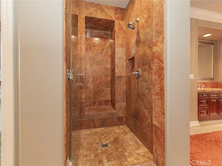 108 Ambiance — Photo 32