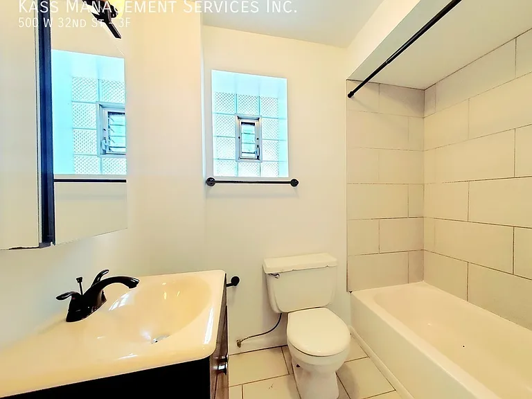 500 W 32nd St #3F — Photo 12