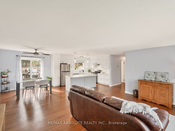 4th image of 33 Owlshead Rd