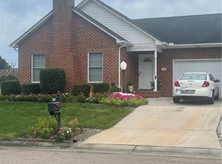 3500 Cobblestone Ter, Hopewell, VA 23860