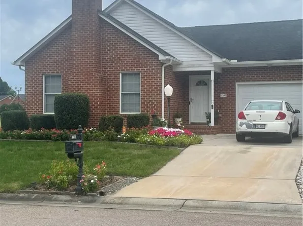 3500 Cobblestone Ter, Hopewell, VA 23860