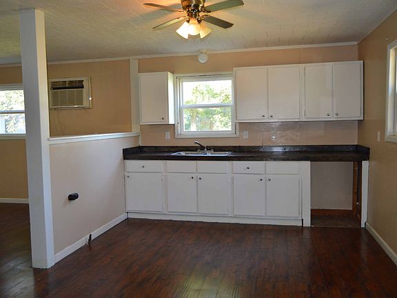 5th image of 303 W McKinley Ave