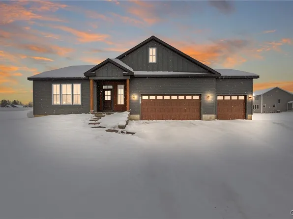 4523 Hollyshire Way, Clay, NY 13041