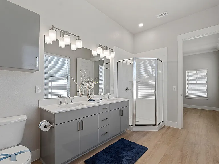 Bathroom Bathroom