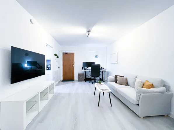 2141 I St NW, Washington, DC