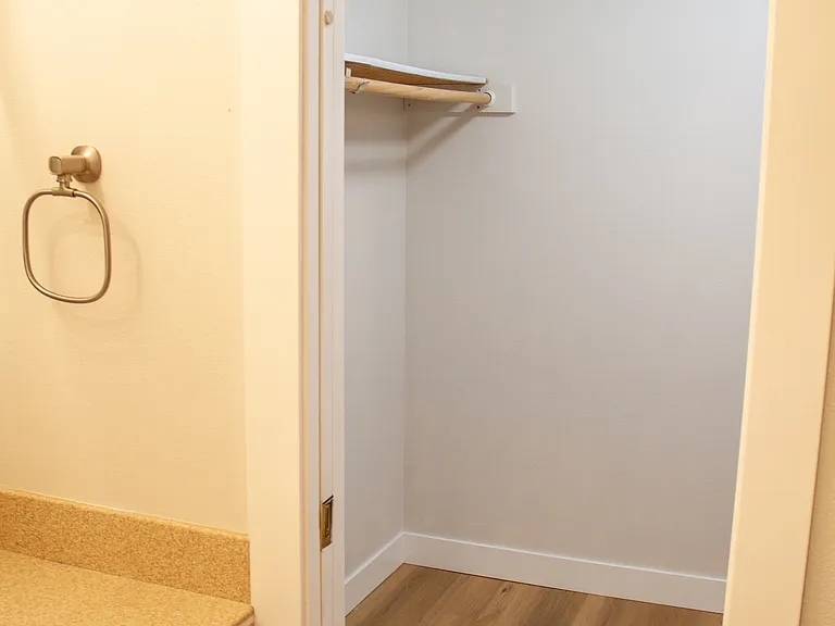 4708 Bear Creek Ln — Photo 23