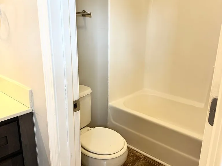 1200 Carol Dr — Photo 19