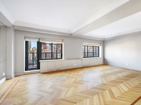 715 Park Avenue 15DE image 2 of 22